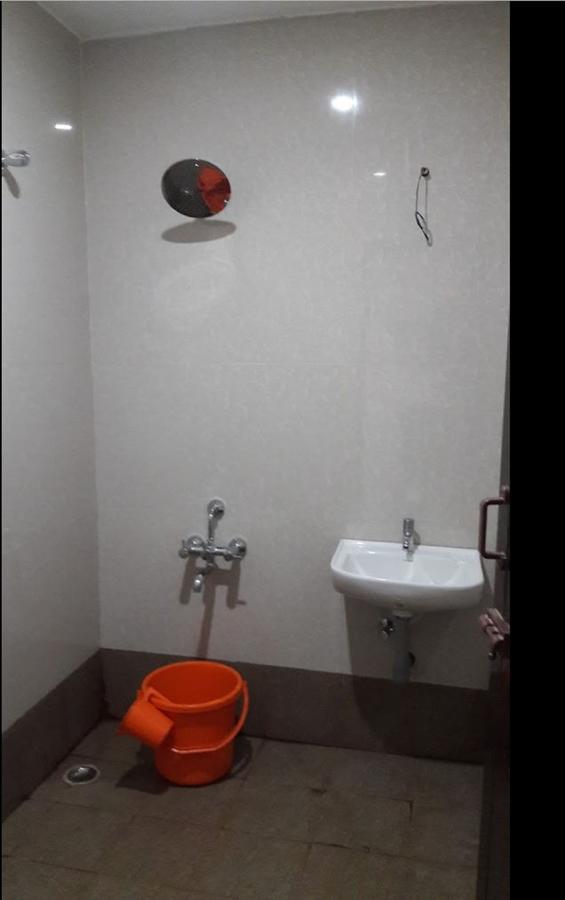Hotel Gowri Sankar Ambāsamudram Exteriör bild