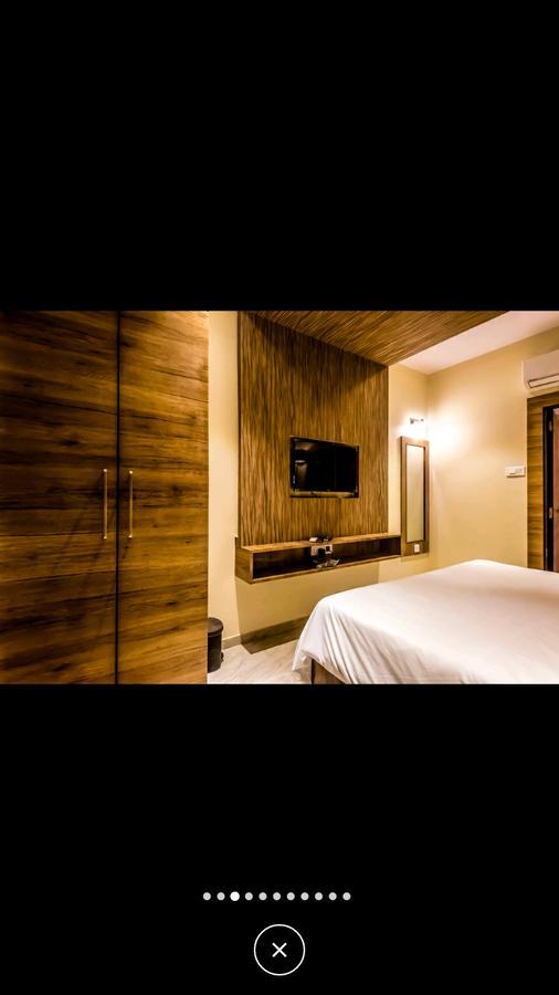 Hotel Gowri Sankar Ambāsamudram Exteriör bild